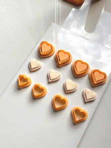 Set of 8 hearts