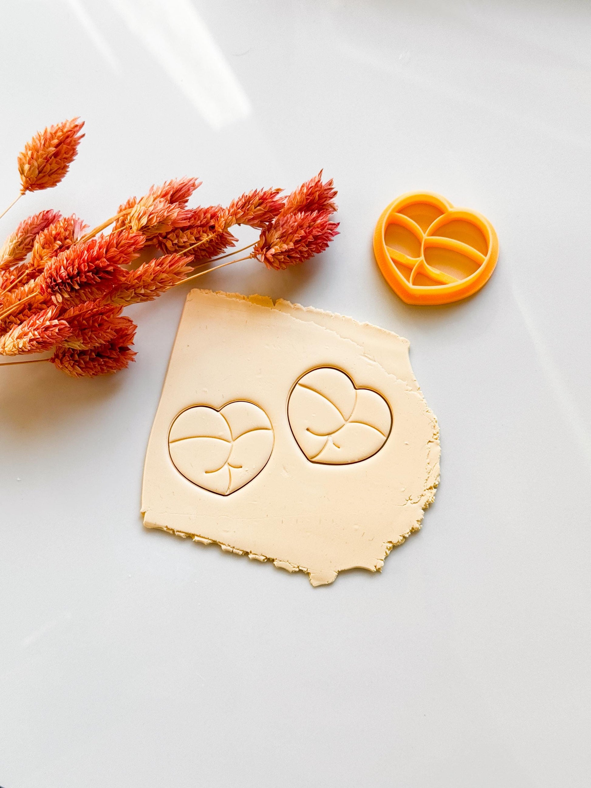 Booty Earring Clay Cutter: Polymer Clay Jewelry Making