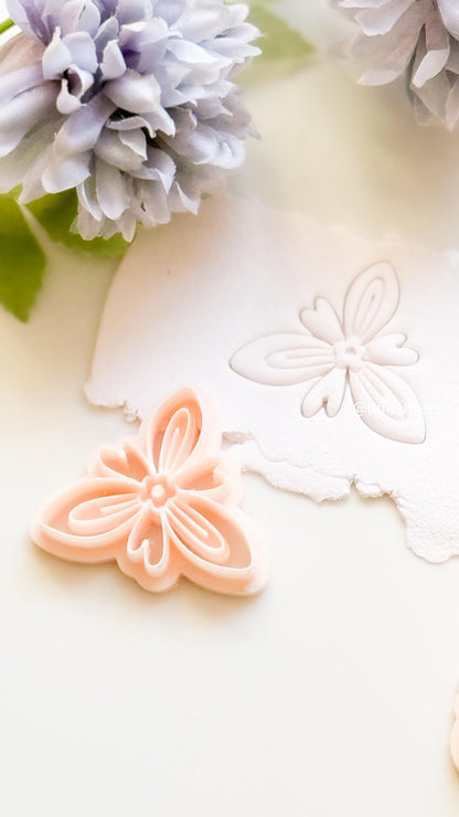 Floral Clay Cutter: Elegant Flower Jewelry Tool