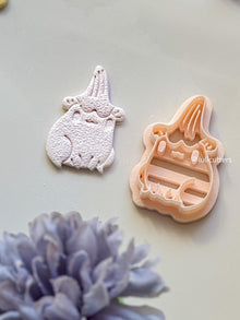 Cottagecore Frog Clay Cutter: Whimsical Toadstool Earring Tool