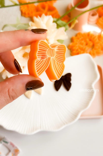 Chunky Lined Ribbon Clay Cutter: Bow Shape Jewelry Tool