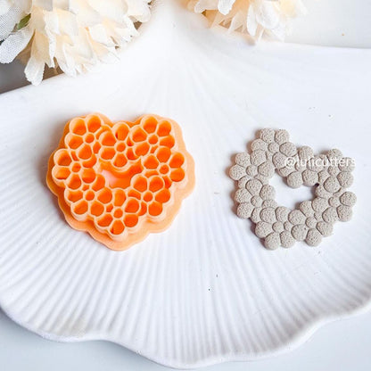 Daisy Heart Clay Cutter: Floral Imprint for Polymer Clay Earrings