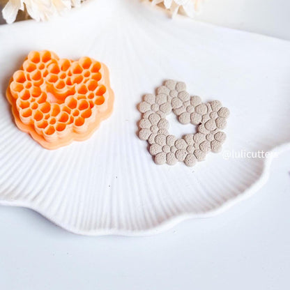 Daisy Heart Clay Cutter: Floral Imprint for Polymer Clay Earrings