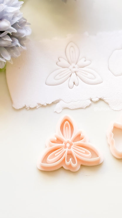 Floral Clay Cutter: Elegant Flower Jewelry Tool