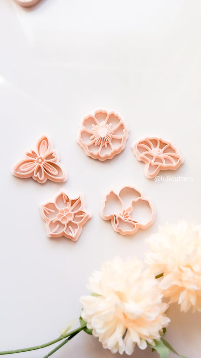 Floral Clay Cutter: Elegant Flower Jewelry Tool