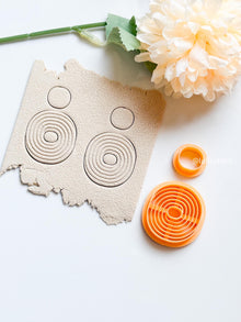 Ripple Circle Polymer Clay Cutter: Imprint Earring Design