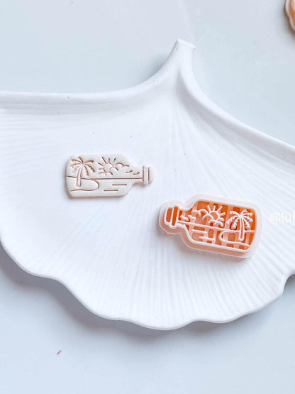 Beach Scene Polymer Clay Cutter: Palm Tree Sunset Earring Design