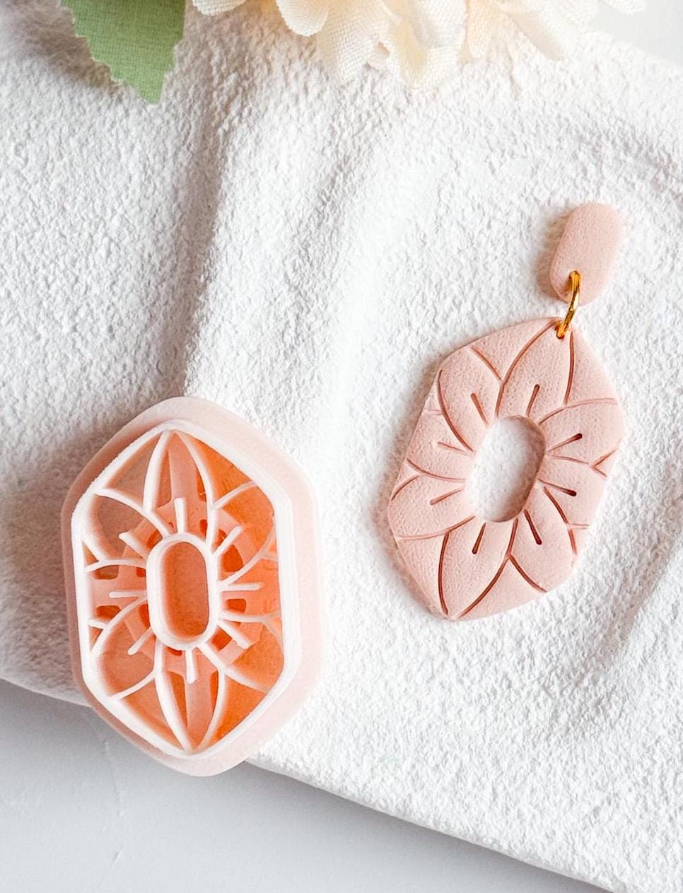Boho Flower Burst Clay Cutter One-Piece Earring Cutter with Inner Stud Option