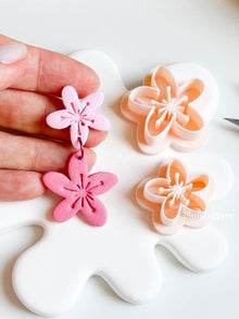 Imprint Flower Clay Cutter 4 Sizes Available, Mix & Match for Dangle or Stud Earrings