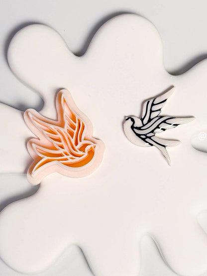Sparrow Clay Cutter: Flying Bird Imprint, Detailed Wings