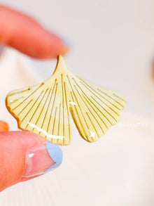 Ginkgo Leaf Clay Cutter: Veined Botanical Imprint (35mm & 40mm)