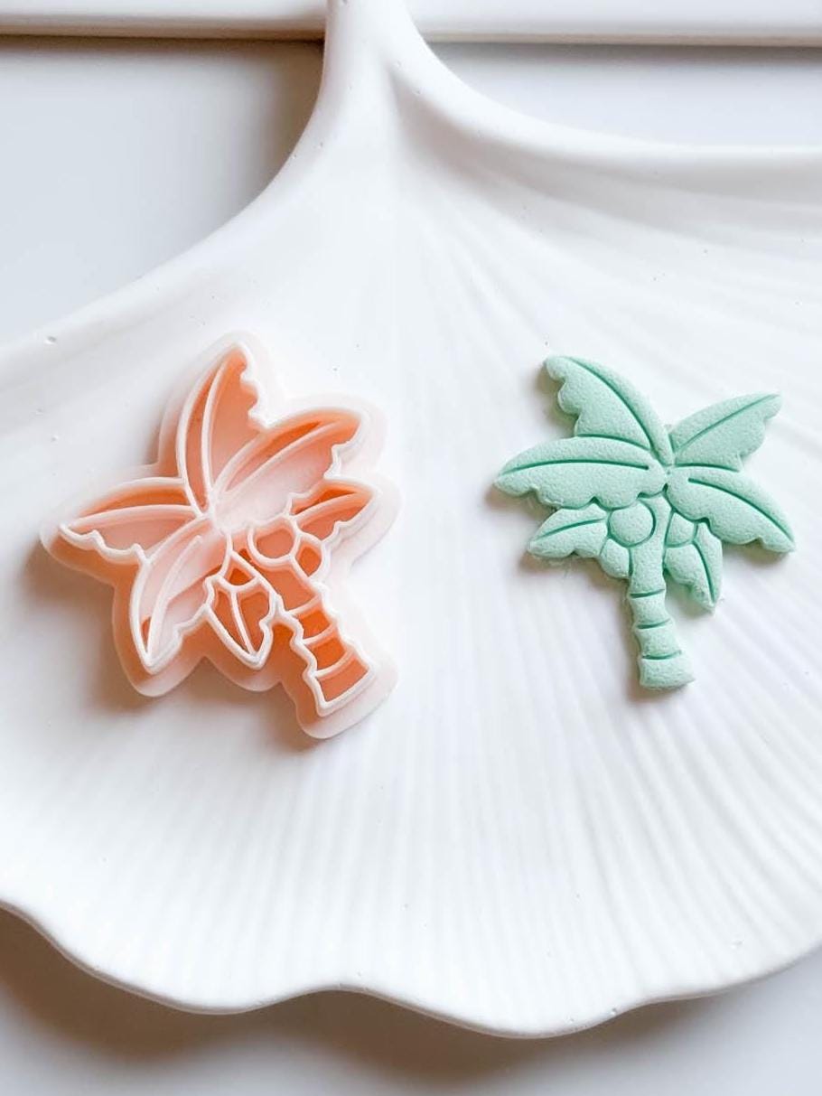 Tropical Palm Tree Clay Cutter – Island Style Earring Cutter with Coconut & Imprint Details