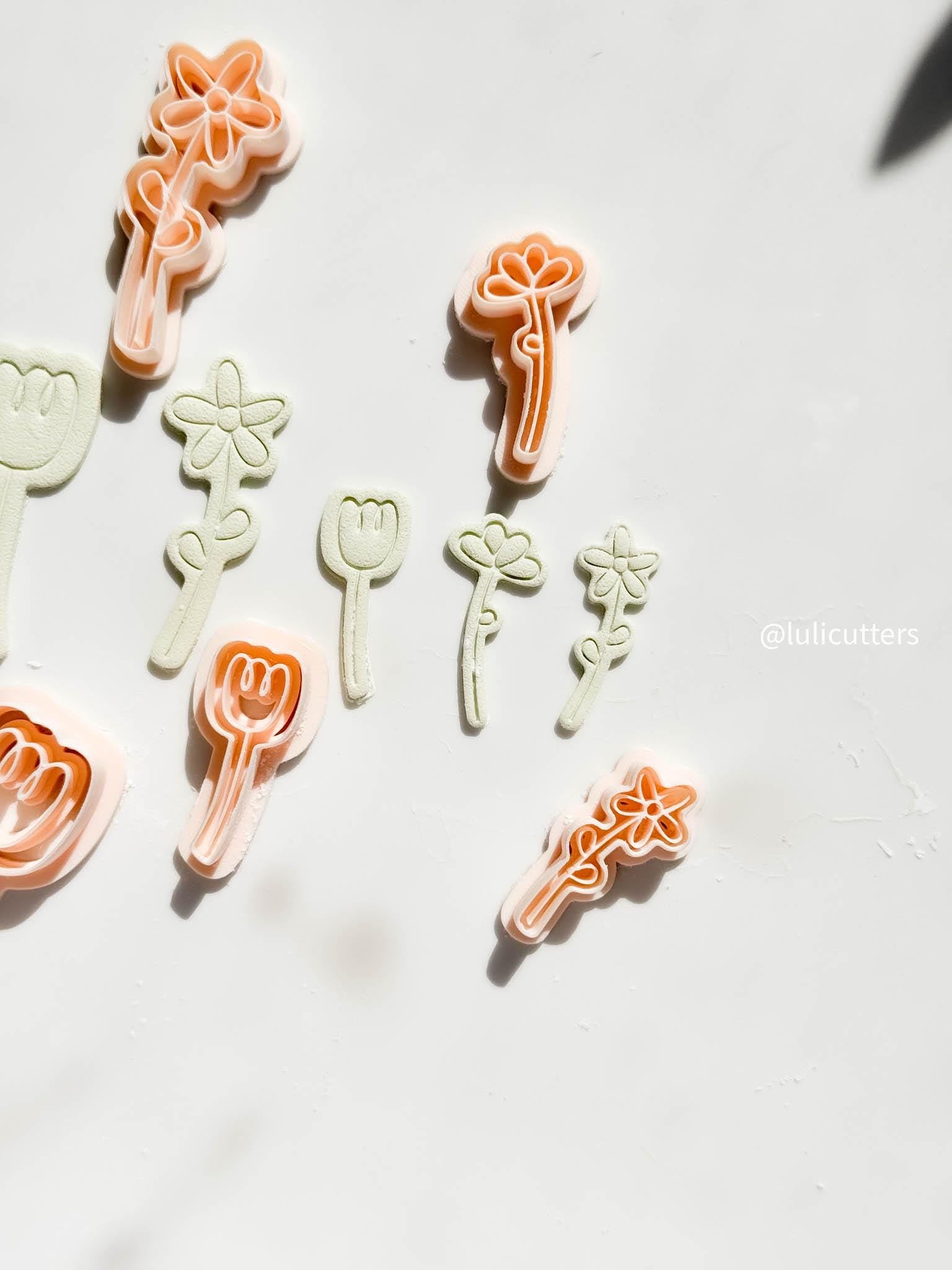 Hand-Drawn Flower Clay Cutter Set 3 Floral Styles in 40 mm + 60 mm Sizes