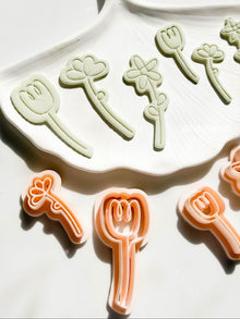 Hand-Drawn Flower Clay Cutter Set 3 Floral Styles in 40 mm + 60 mm Sizes