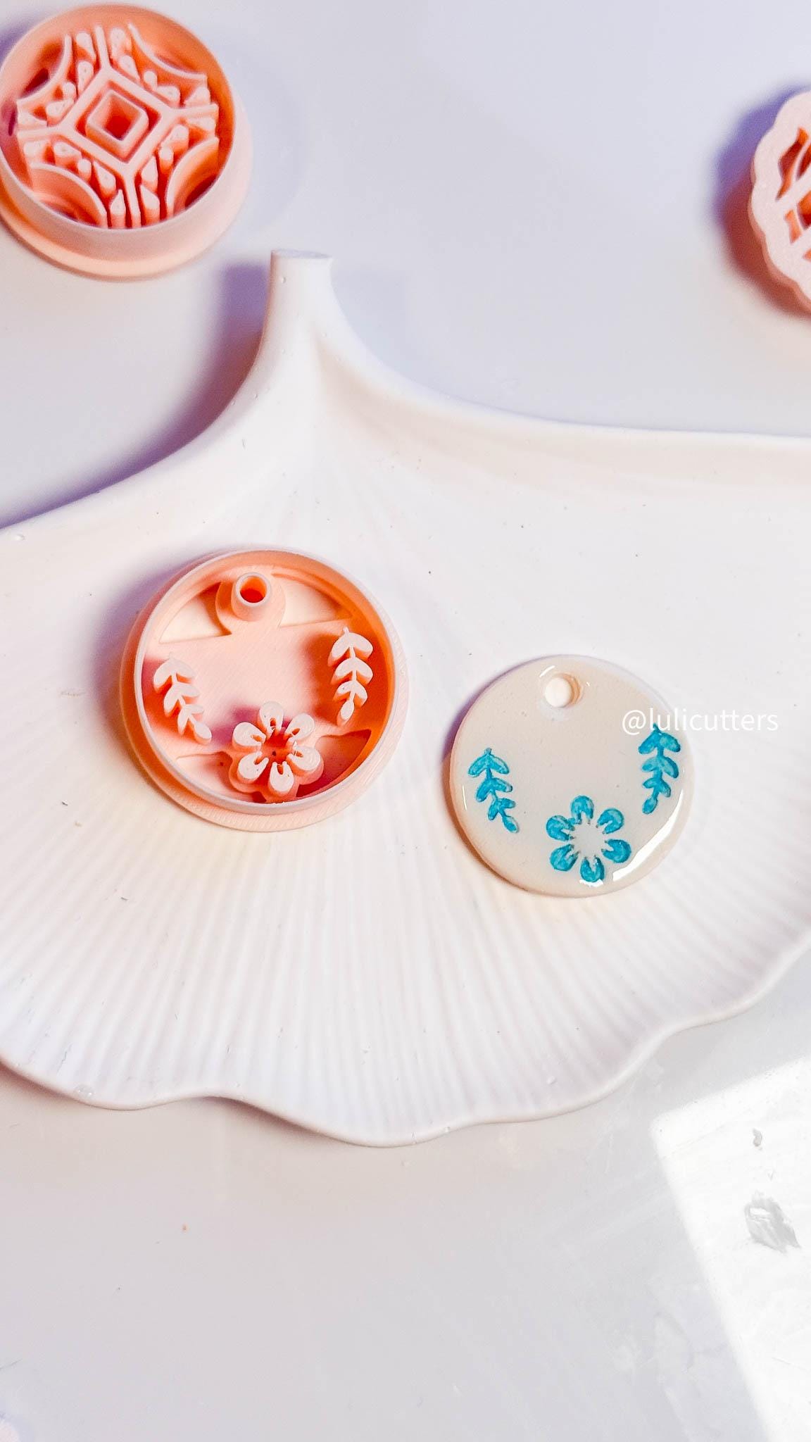 Floral Imprint Clay Cutter: Mediterranean Ceramic-Look Pendant (30/35 mm)