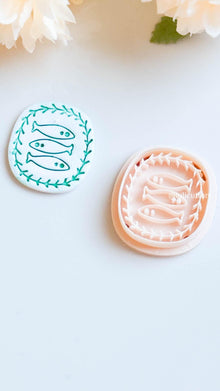 Three Fish in Wreath Clay Cutter Ocean Imprint Design (5 Size Options)