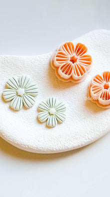 Textured Floral Clay Cutter Detailed Flower Design with Line Imprints (25mm or 30mm)