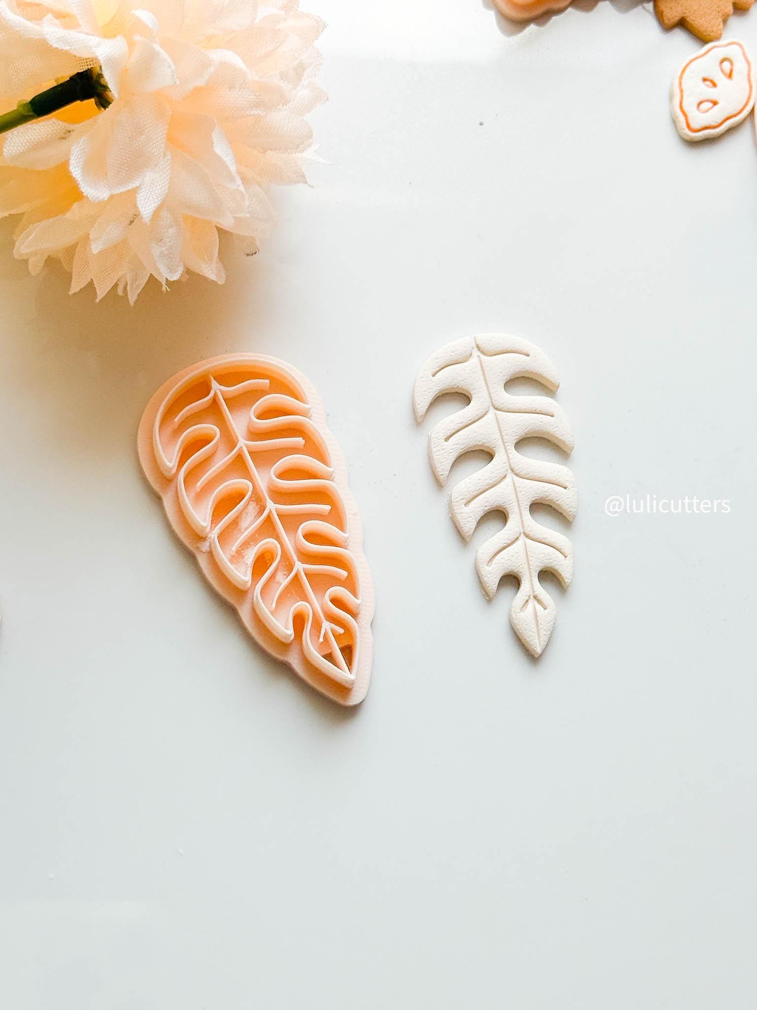 Boho Leaf Clay Cutter Ribbed Tropical Leaf Design (3060 mm Options)