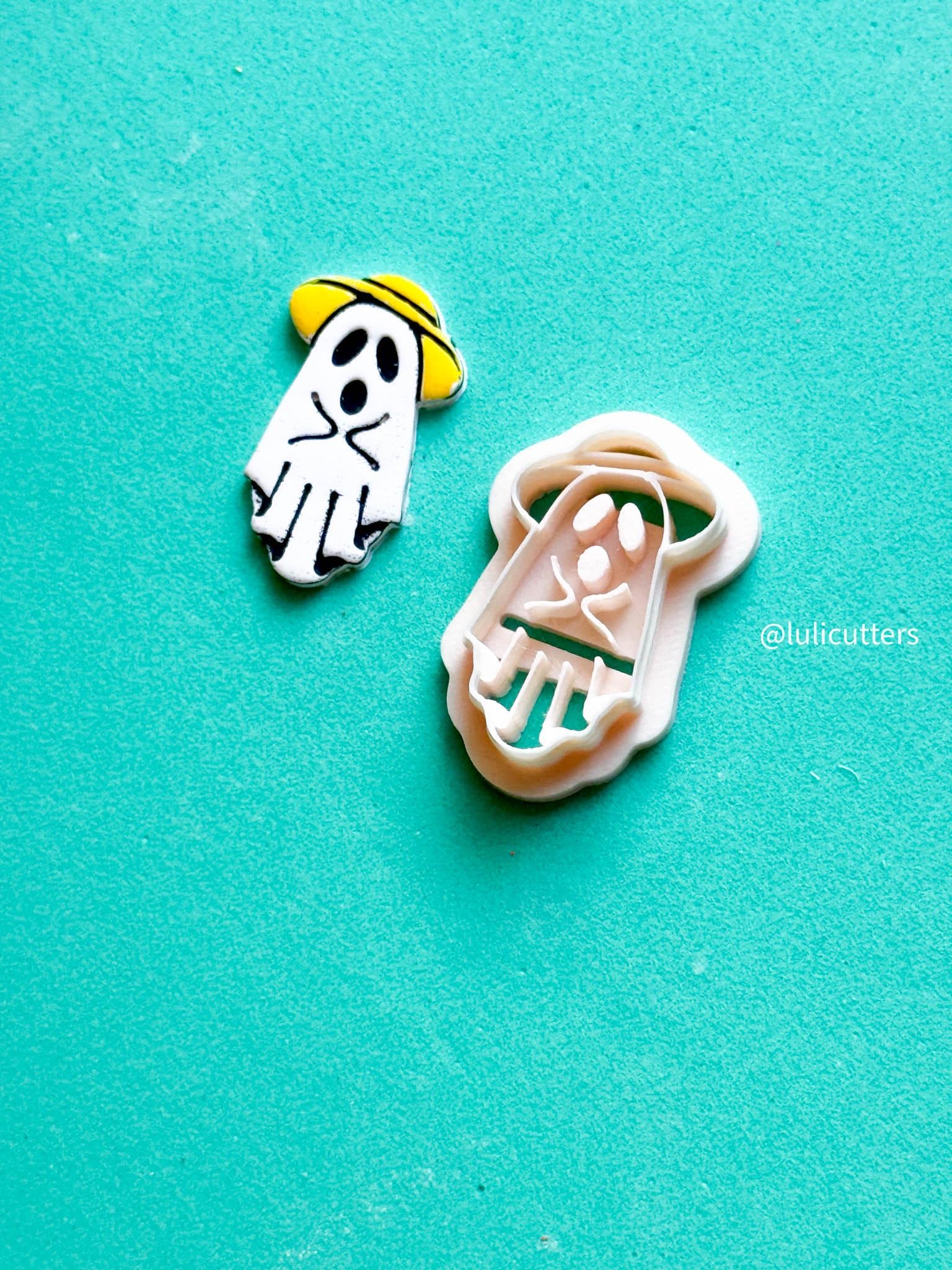 Ghost in Straw Hat Cutter: Polymer Clay Halloween Earring Mold