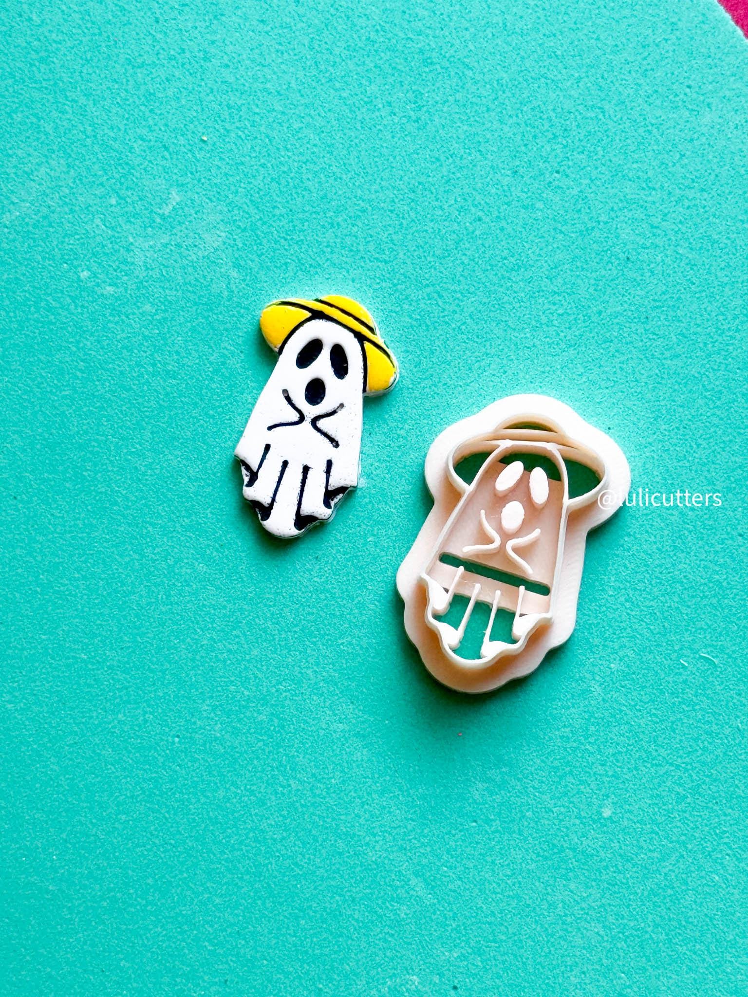 Ghost in Straw Hat Cutter: Polymer Clay Halloween Earring Mold