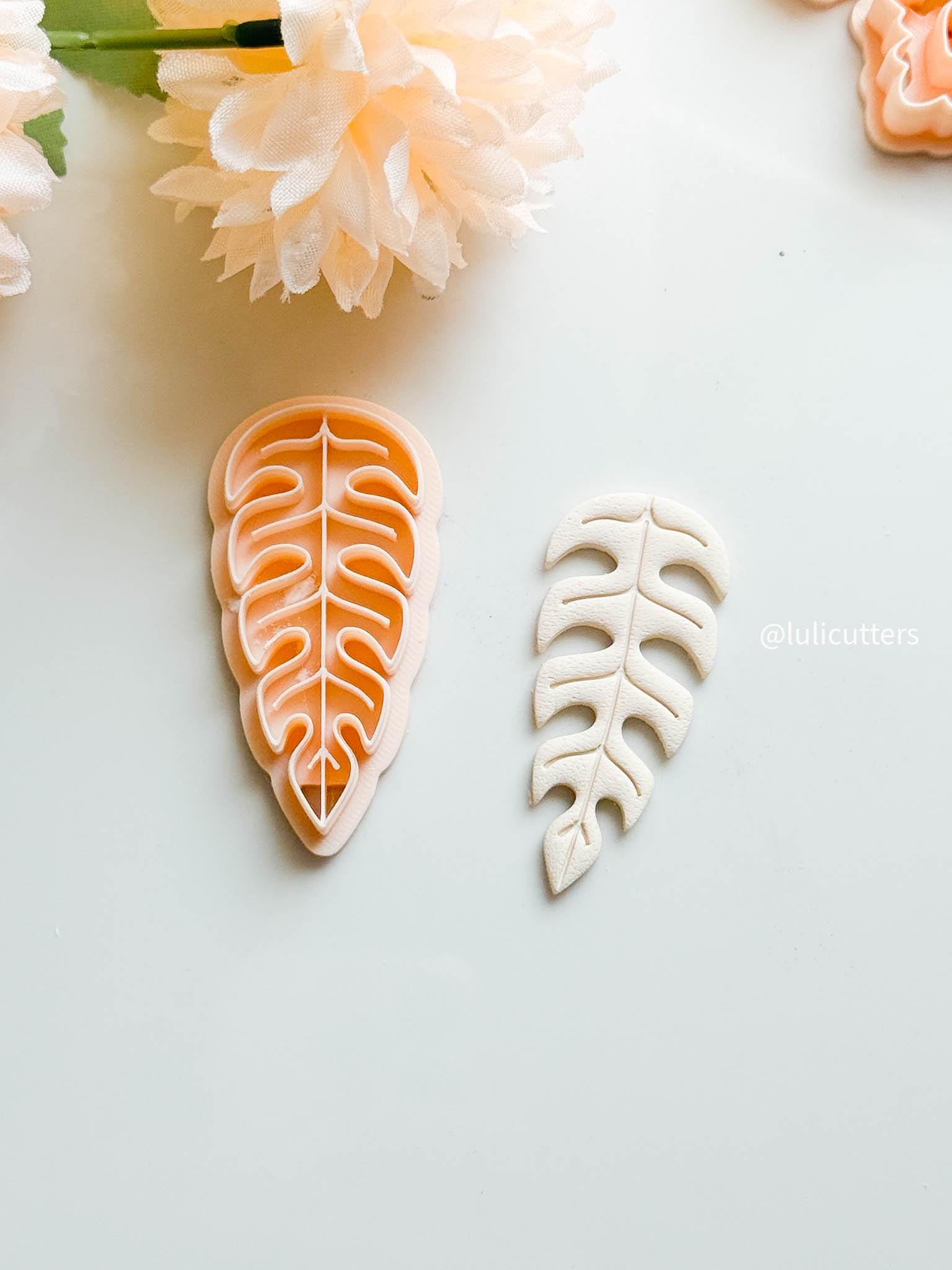 Boho Leaf Clay Cutter Ribbed Tropical Leaf Design (3060 mm Options)