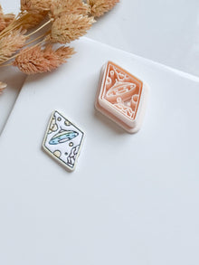 UFO Clay Cutter: Alien Spaceship Polymer Clay Mold - 35mm/40mm