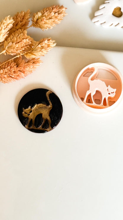 Spooked Black Cat Clay Cutter: Halloween Polymer Clay Mold - Earrings, Charms
