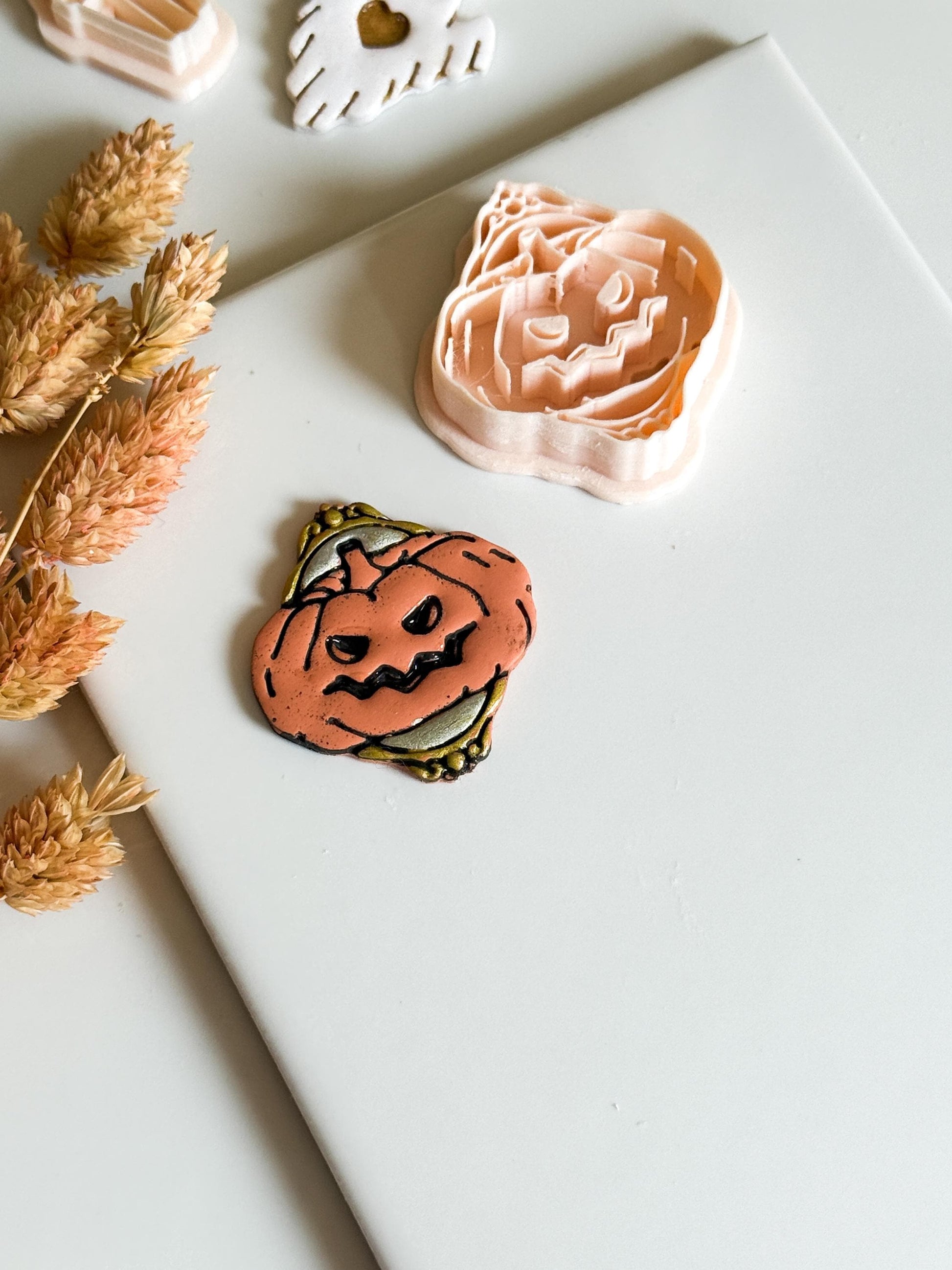 Gothic Pumpkin Face Cutter: Halloween Polymer Clay Mold - Earrings/Studs