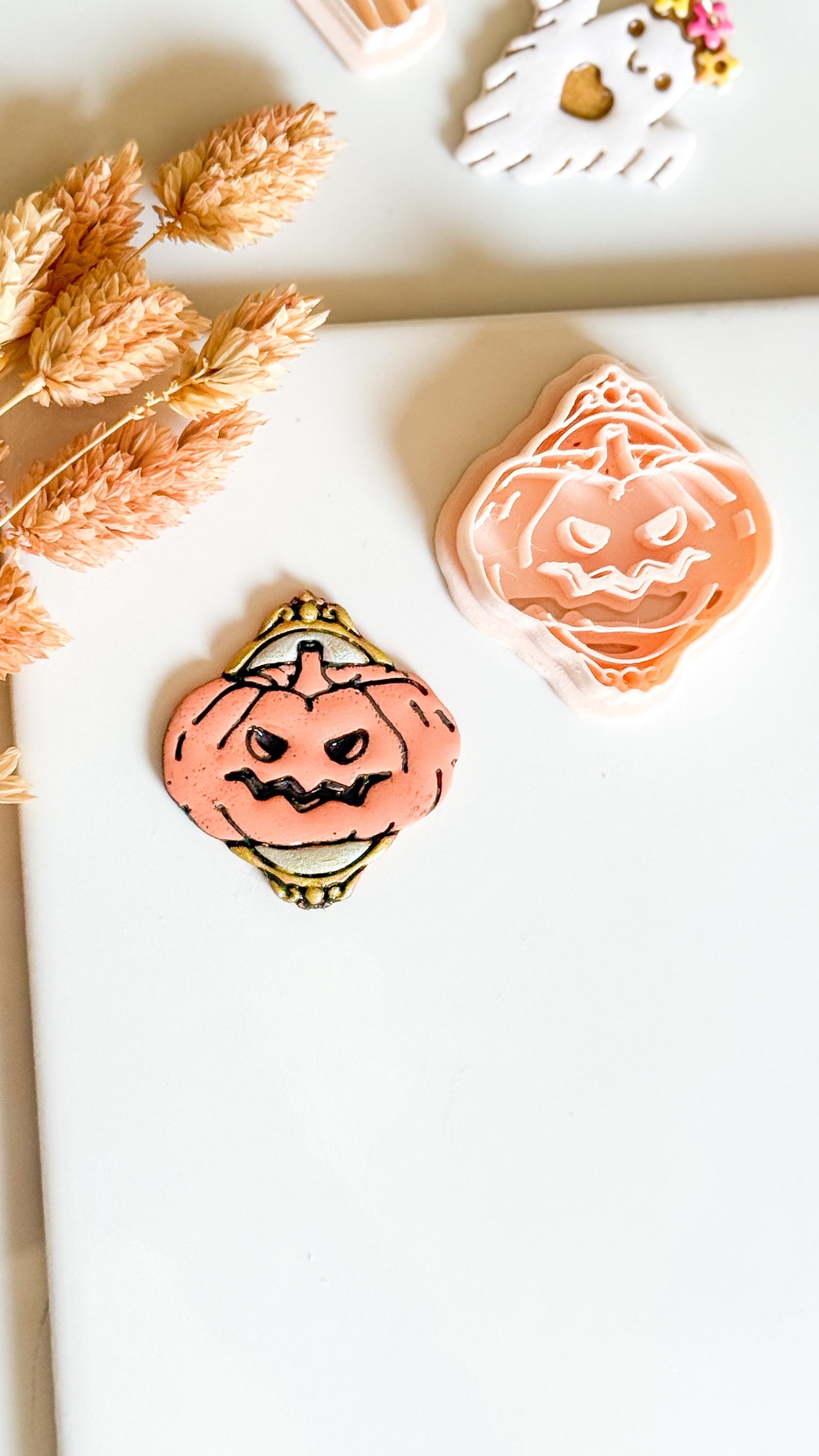 Gothic Pumpkin Face Cutter: Halloween Polymer Clay Mold - Earrings/Studs