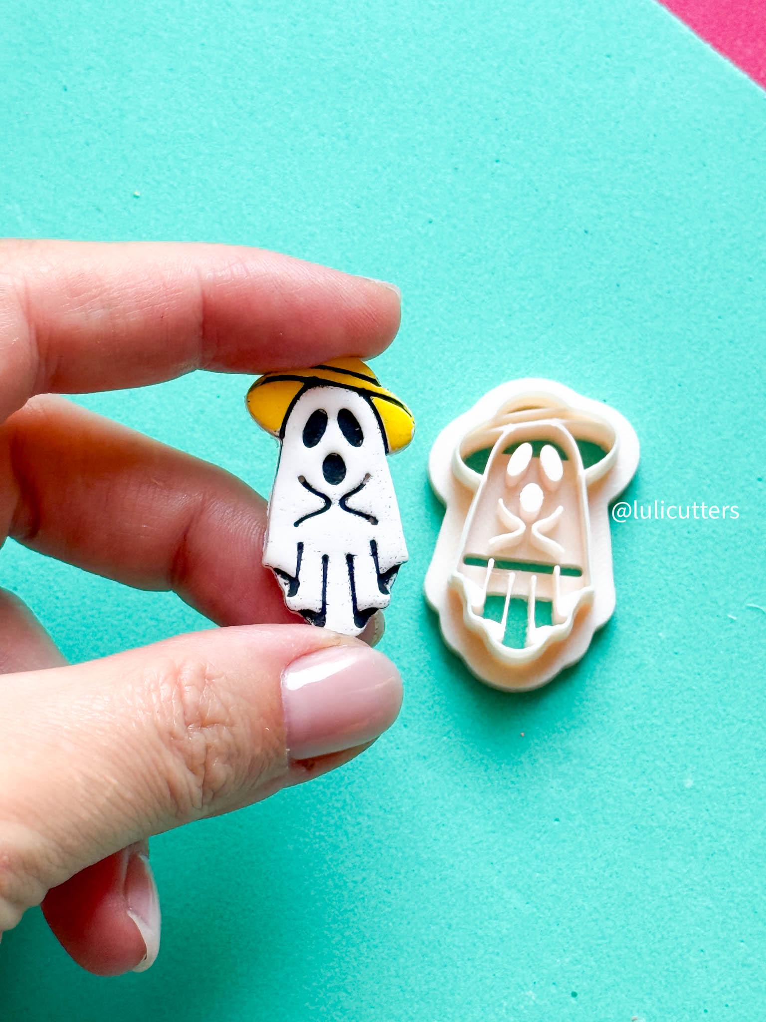 Ghost in Straw Hat Cutter: Polymer Clay Halloween Earring Mold