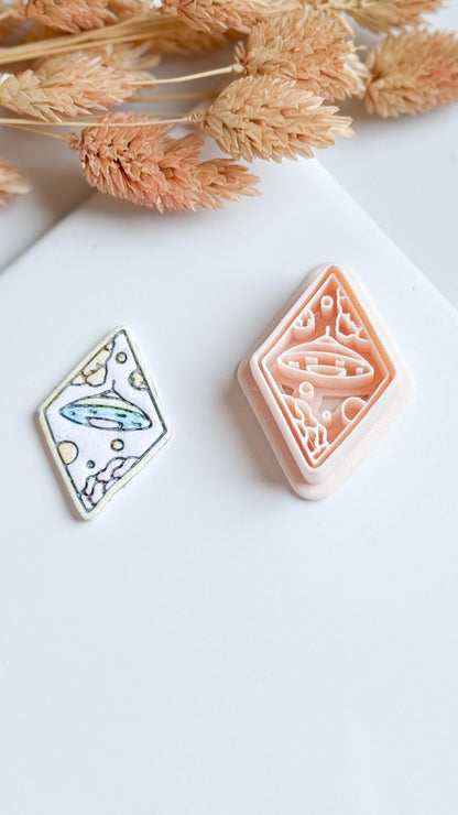 UFO Clay Cutter: Alien Spaceship Polymer Clay Mold - 35mm/40mm