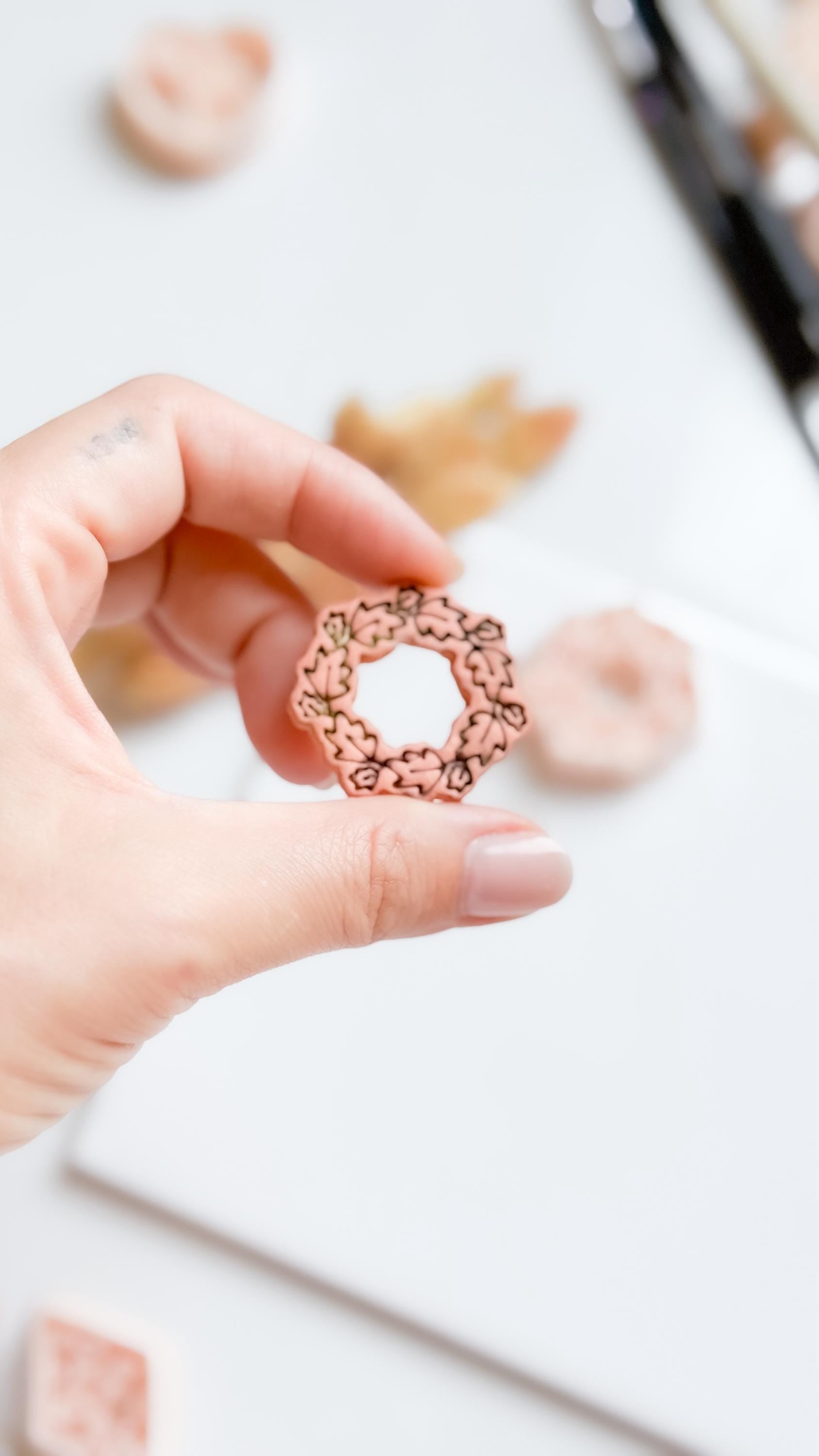 Oak Leaf Wreath Cutter Set: Polymer Clay Jewelry Tool, Autumn Design