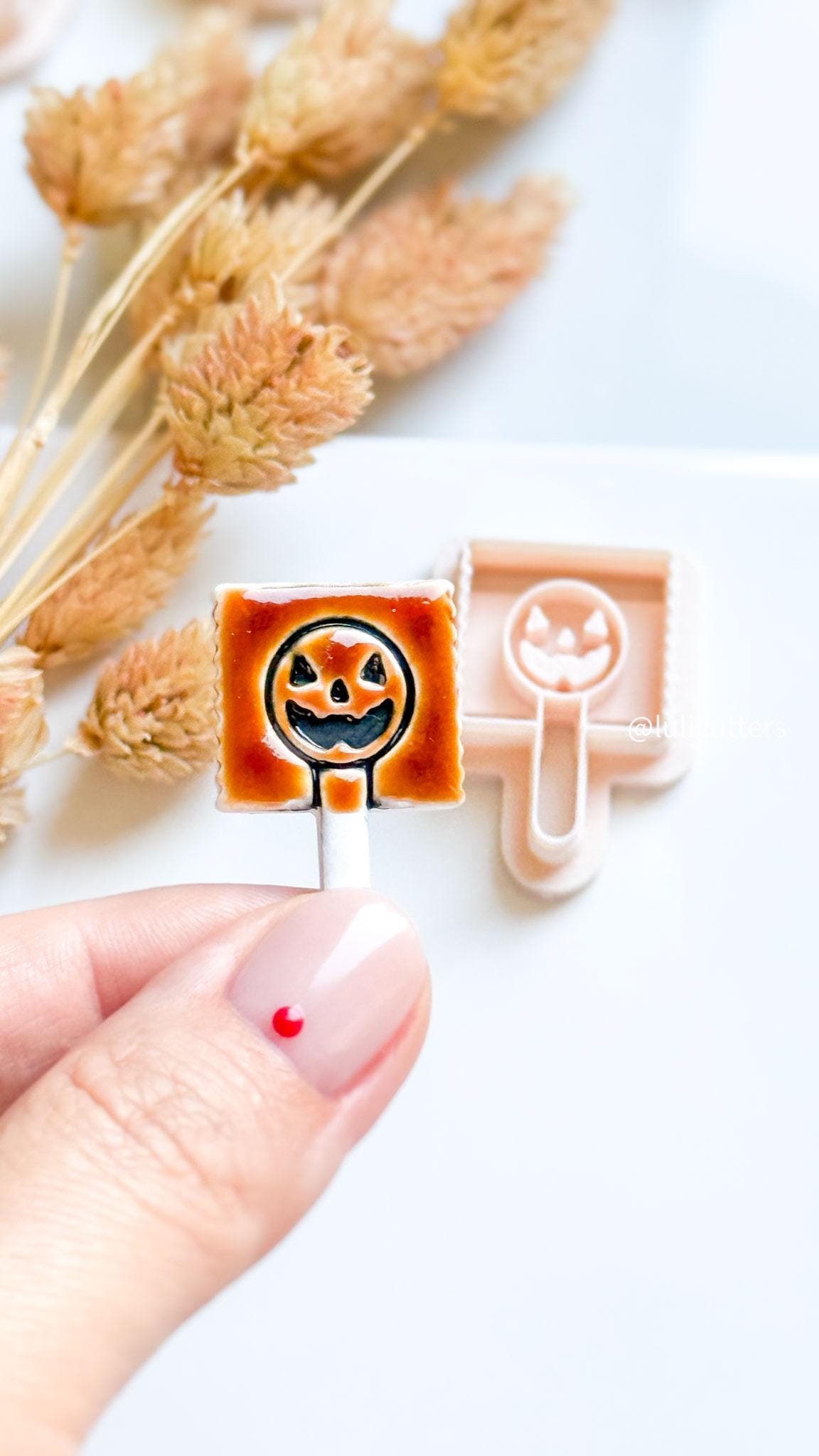Pumpkin Popsicle Clay Cutter: Halloween Jack-o'-Lantern Earring Mold