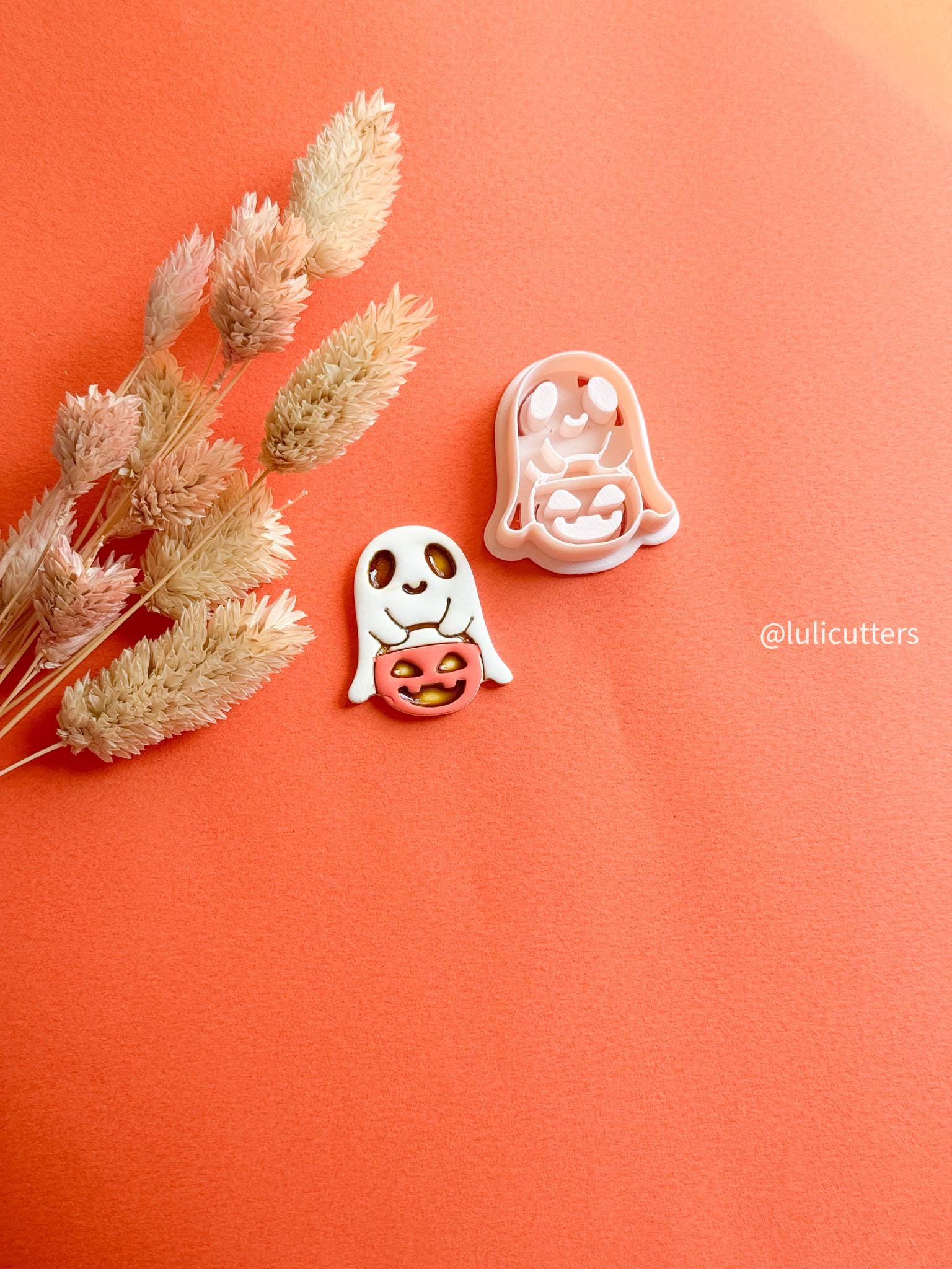 Halloween Ghost Cutter: Polymer Clay Mold for Earrings