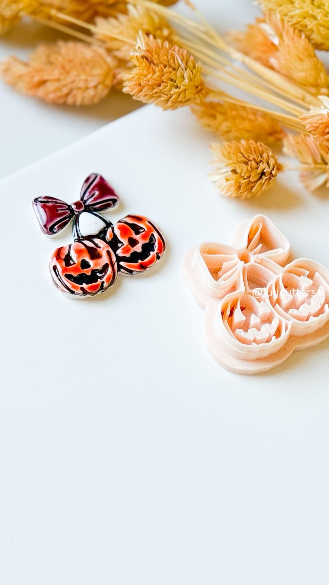 Double Pumpkin Clay Cutter: Halloween Jack-o'-Lantern Earring Charm Mold