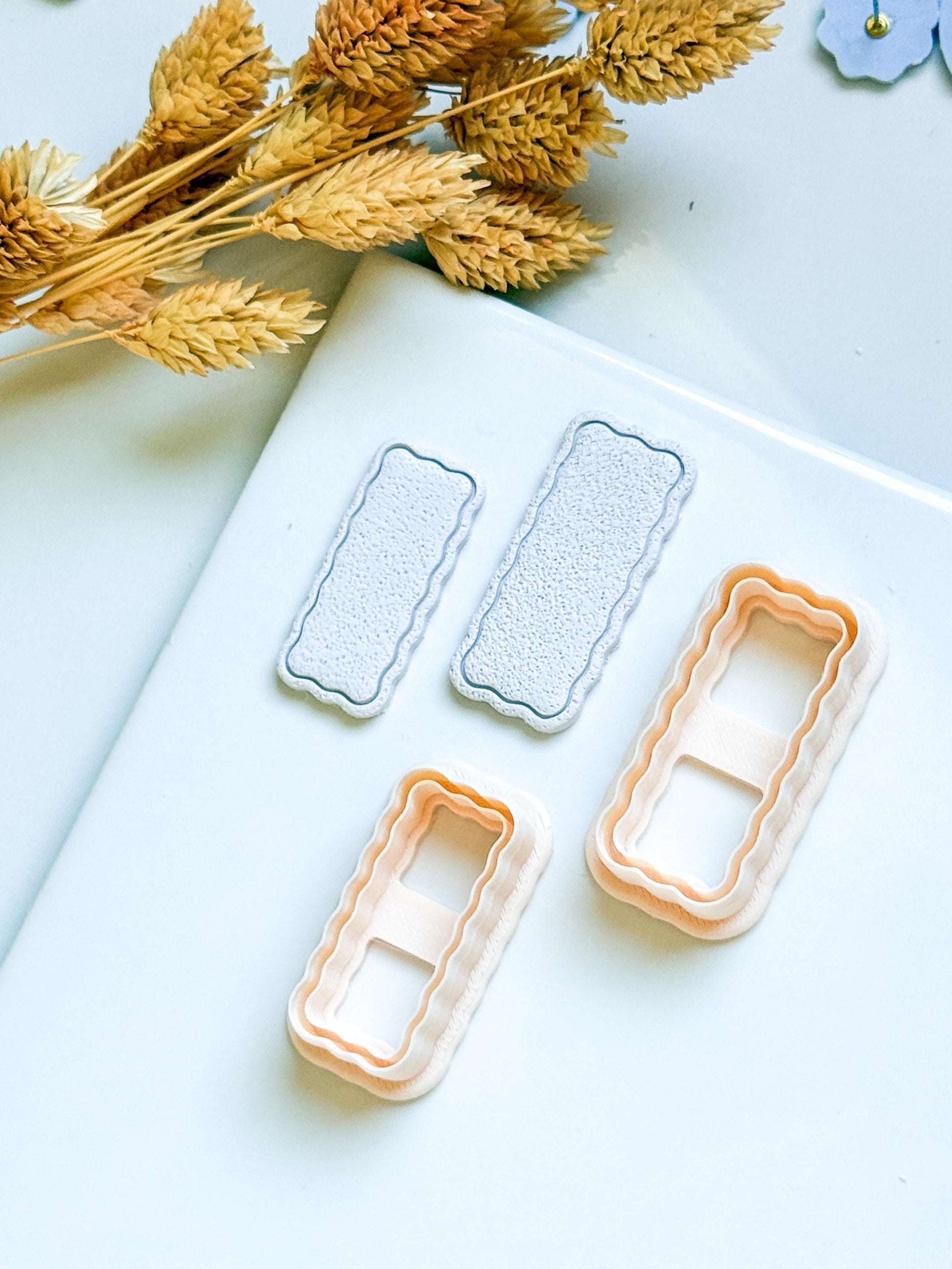 Scalloped Bar Polymer Clay Cutter: Wavy Rectangle Jewelry Tool