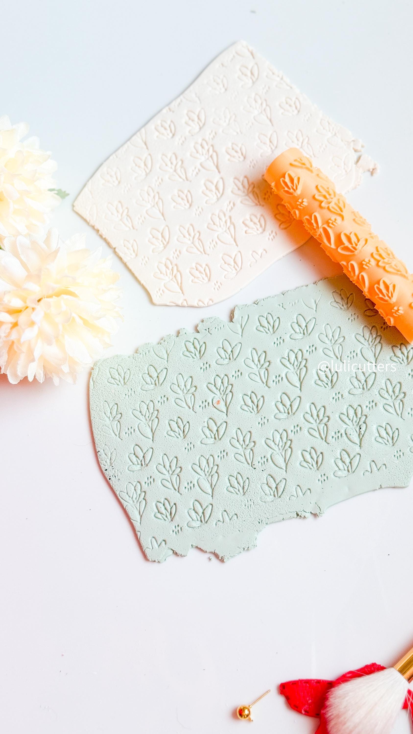 Floral Texture Roller: Embossed Flower Pattern Polymer Clay Tool
