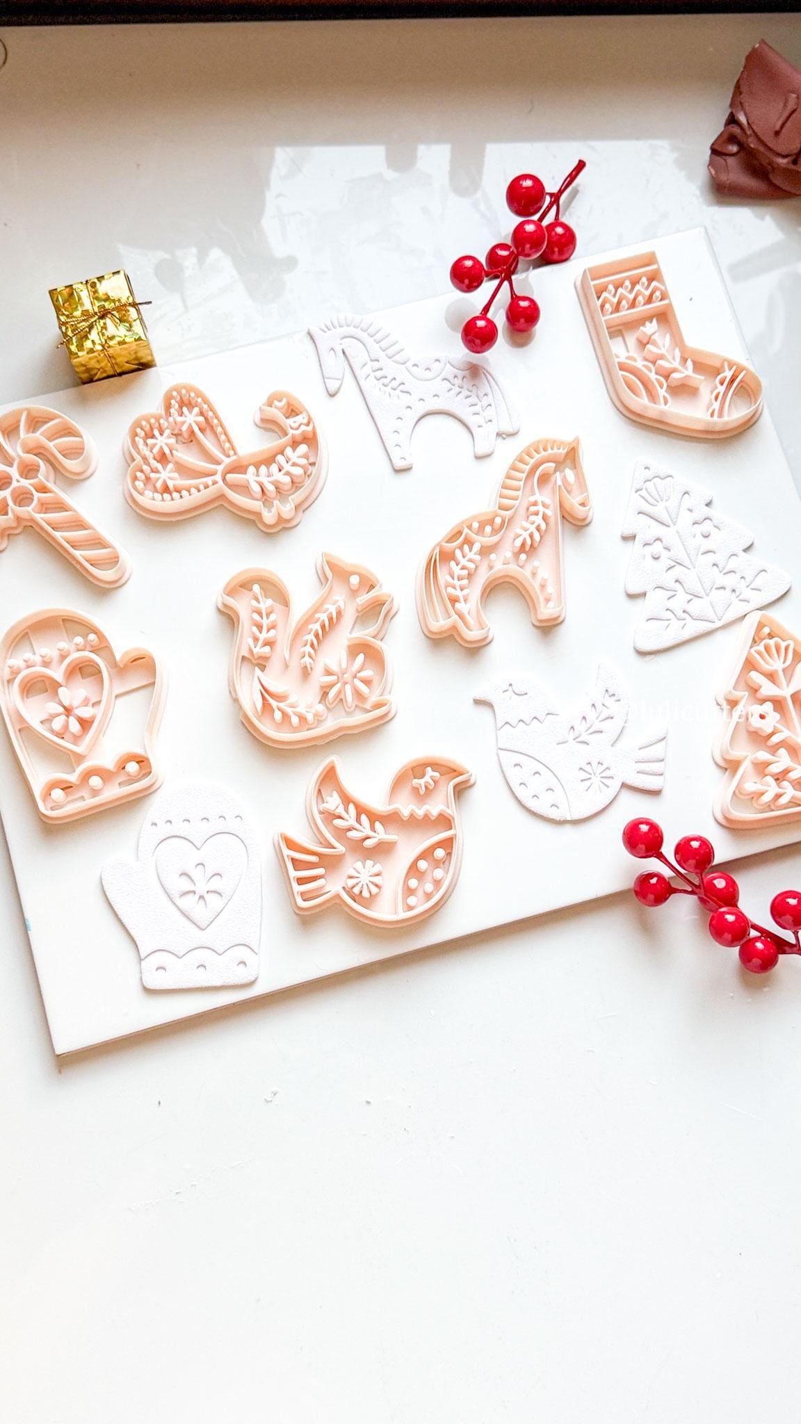 Christmas Ornament Clay Cutter Set – Tree Baubles & Holiday Decor Shapes (75mm)