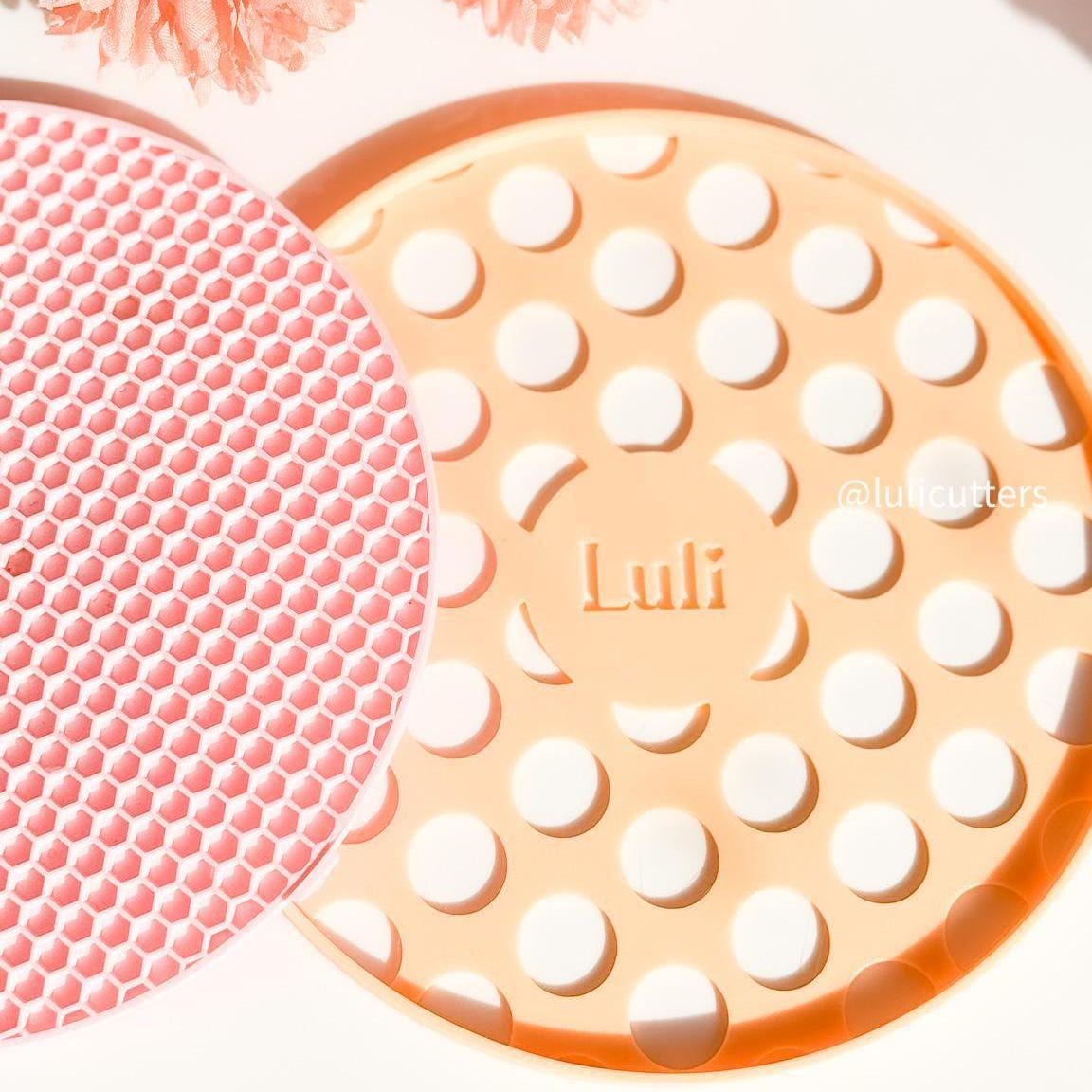 Silicone Mat Tray: Non-Stick Craft Surface for Jewelry & Resin