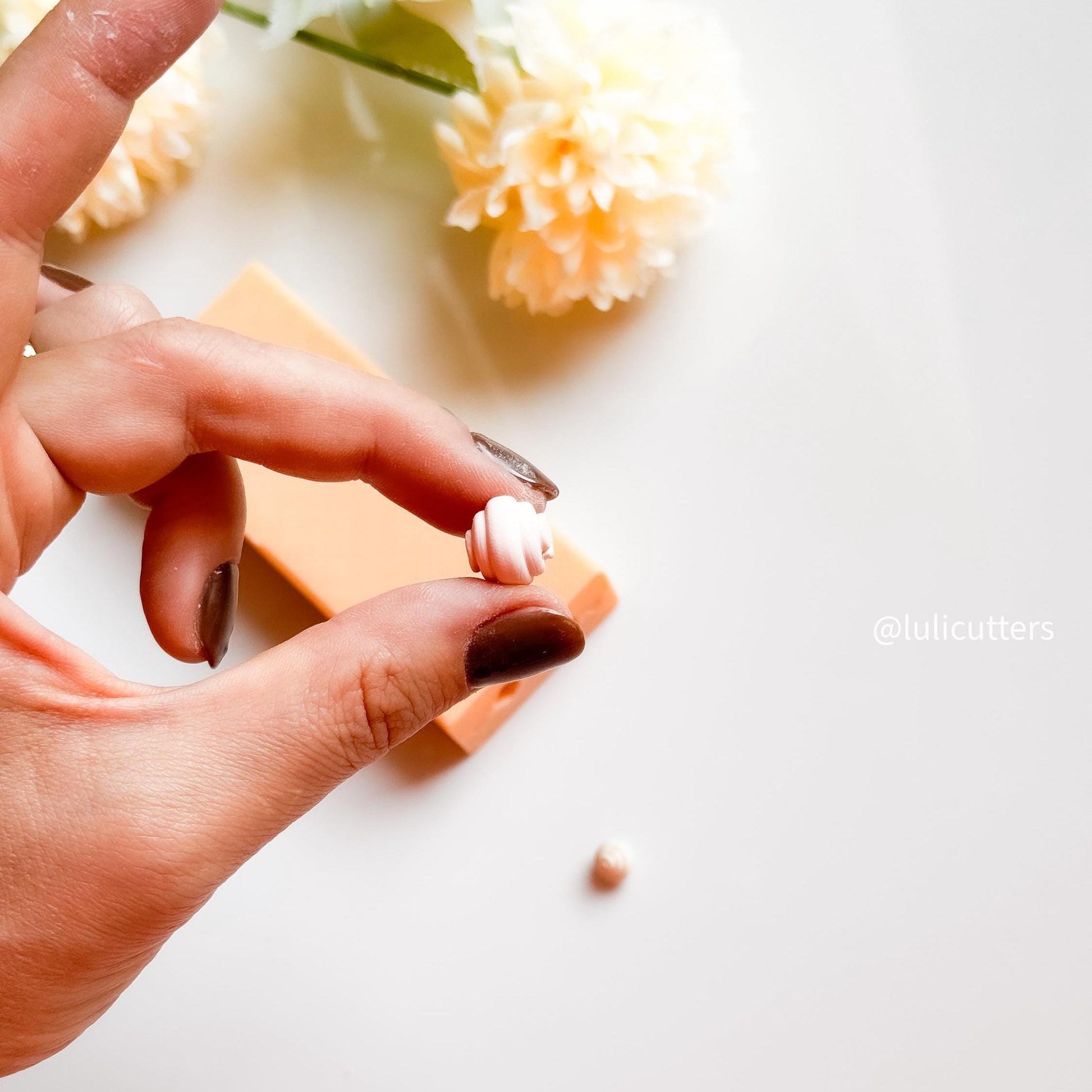 Striped Polymer Clay Bead Roller: 11mm & 7mm Round Bead Tool