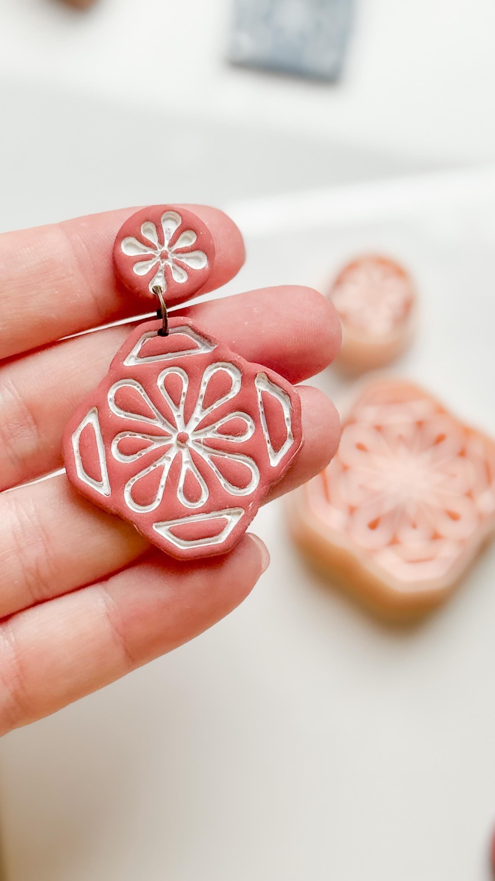 Tile Looking Geometric Flower Clay Cutter Set Polymer Clay Jewelry Making Tools - Majolica Collection