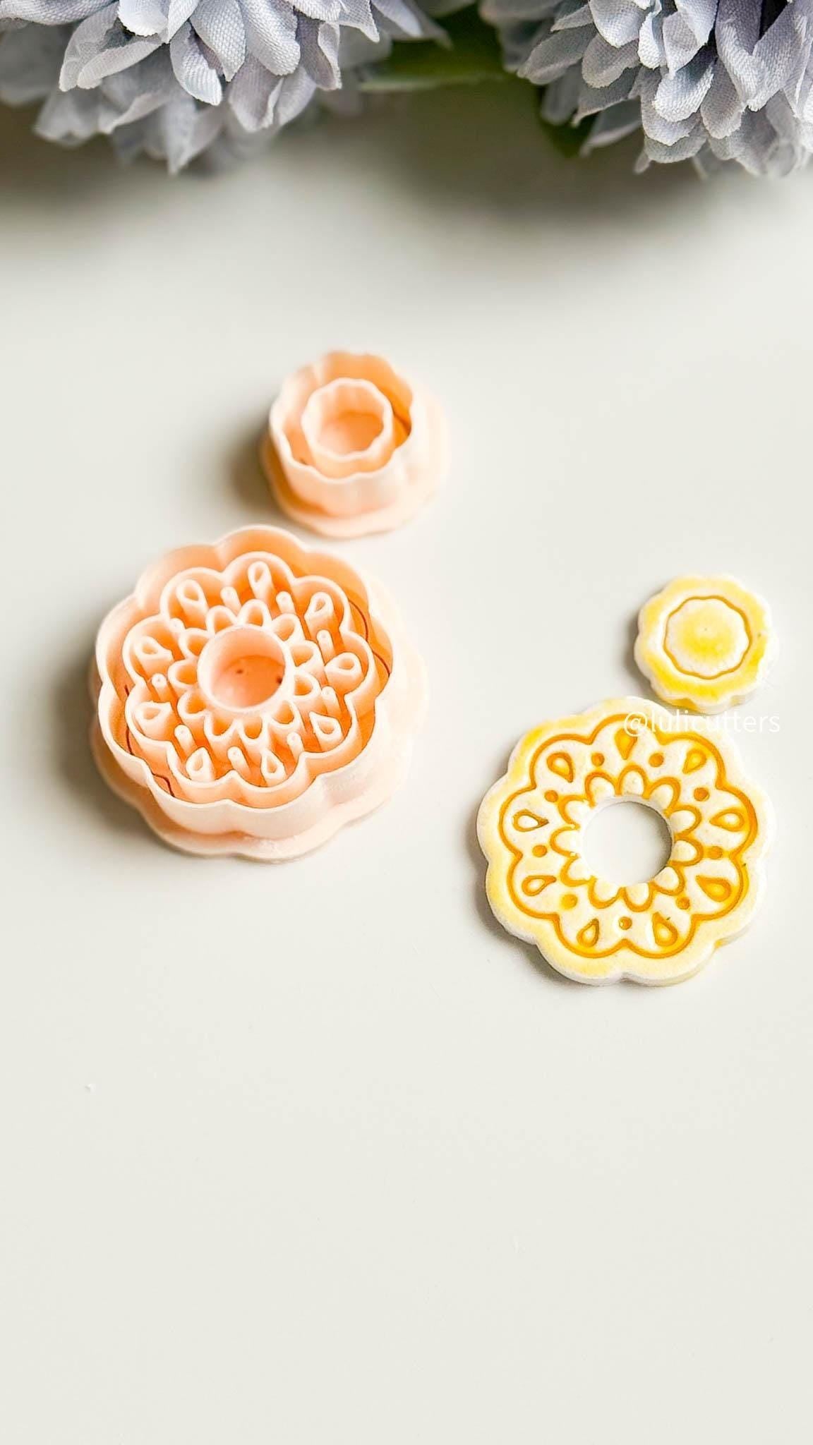 Faux Ceramic Flower Clay Cutter Set Lacey Debossed Design with Open Center