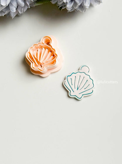 Scallop Shell Clay Cutter with Debossed Lines -with pearl detail 35 mm
