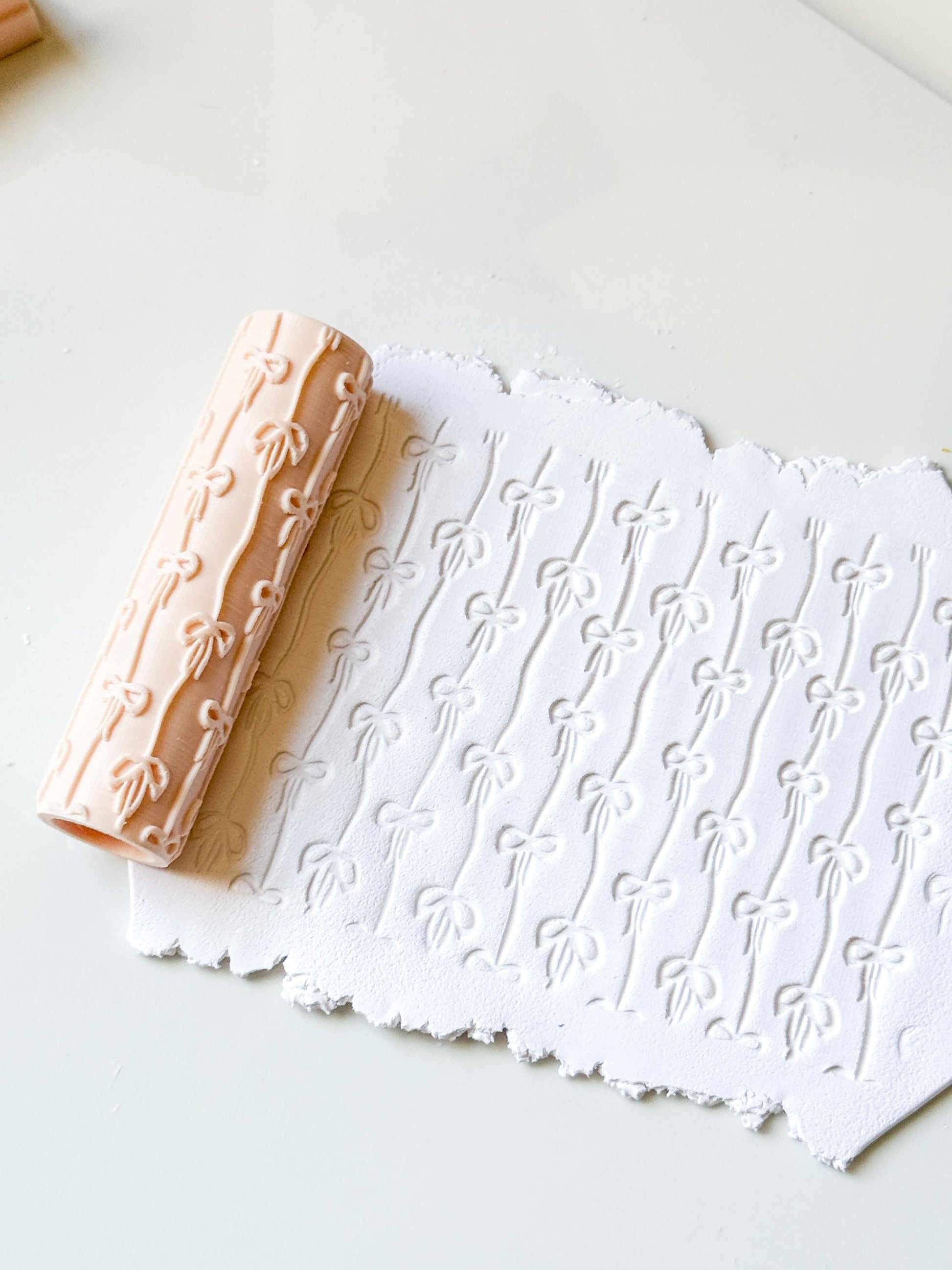 Bows on Ribbon Stripes Texture Roller Embossing Tool for Polymer Clay Crafts