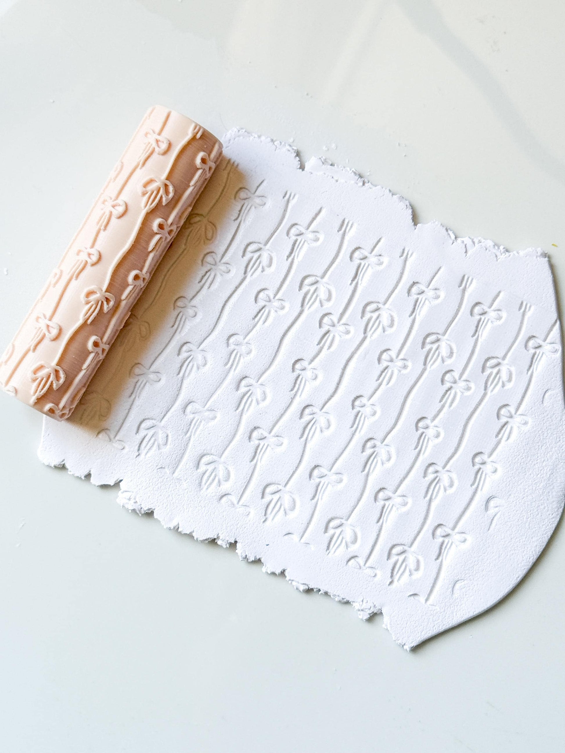 Bows on Ribbon Stripes Texture Roller Embossing Tool for Polymer Clay Crafts
