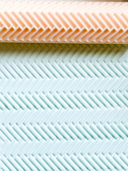 Herringbone Texture Roller: Geometric Embossing Tool for Polymer Clay