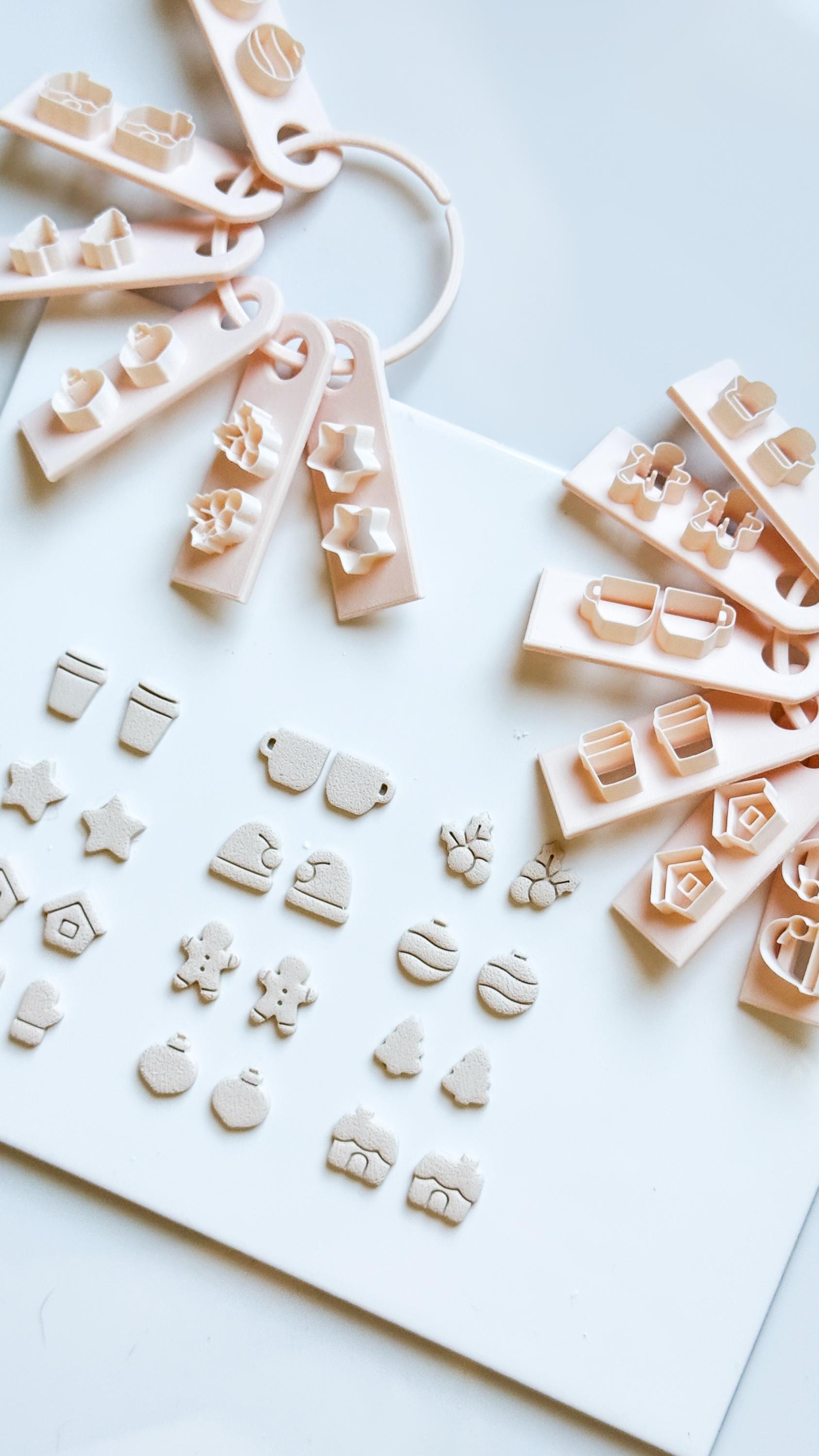 Christmas Mini Clay Cutter Set – Holiday Polymer Clay Stud Shapes: Mug, Star, Tree, Gingerbread