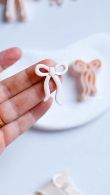 Elegant Ribbon Bow Clay Cutter: 38mm Delicate Earring Design