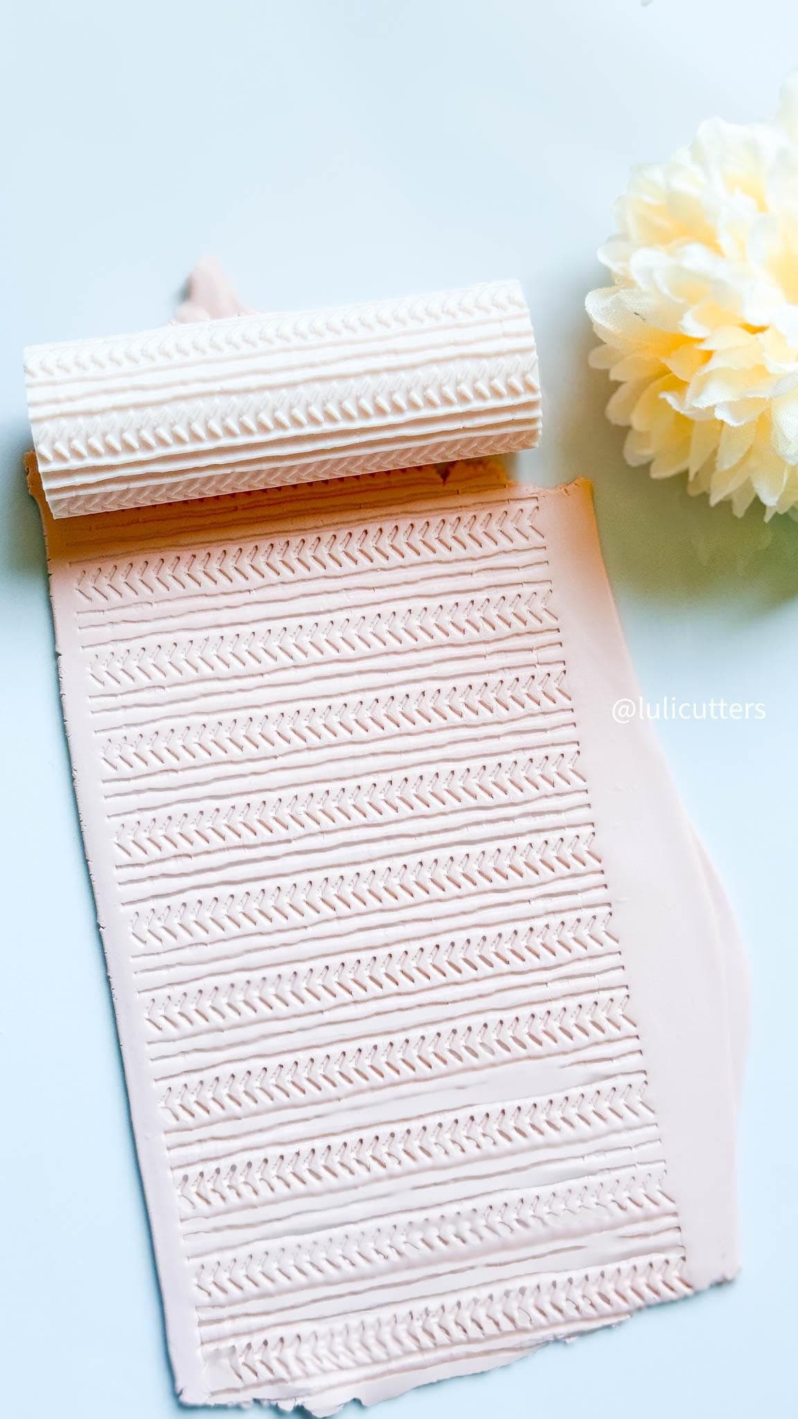 Herringbone Texture Roller Hand-Drawn Look Embossing Tool for Polymer Clay
