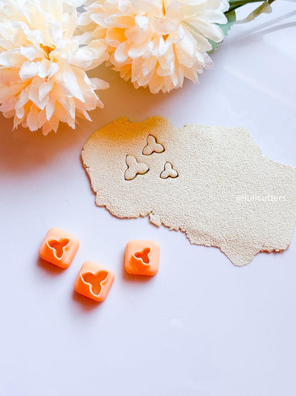 Micro 3-Petal Flower Clay Cutter Set: Mini Floral Stud & Charm Tool